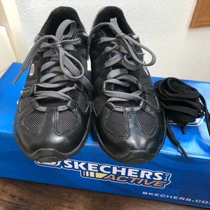 Women Skechers Active shoes, size 6.5 Black/Gray